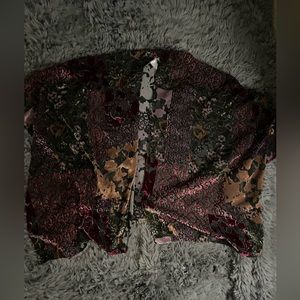 Velvet floral shrug/kimono